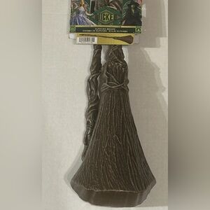 Wicked: For Good - Elphaba's Broom - 36" - Universal Studios - *NEW WITH TAGS*